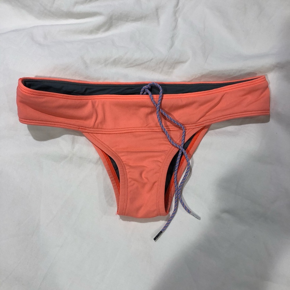 NWOT Jolyn Softy II Papaya Bottoms